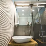 Sir George Luxury * 斯普利特