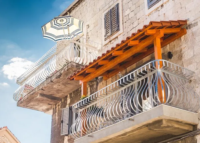 Διαμέρισμα Sir George Luxury *